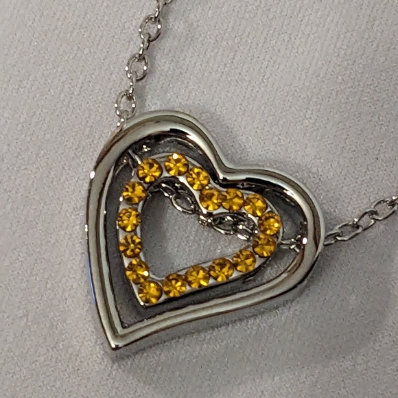 NEW Scorpio NOVEMBER BIRTHSTONE Topaz 18K White Gold Pl Heart Spinner Necklace - Picture 2 of 9
